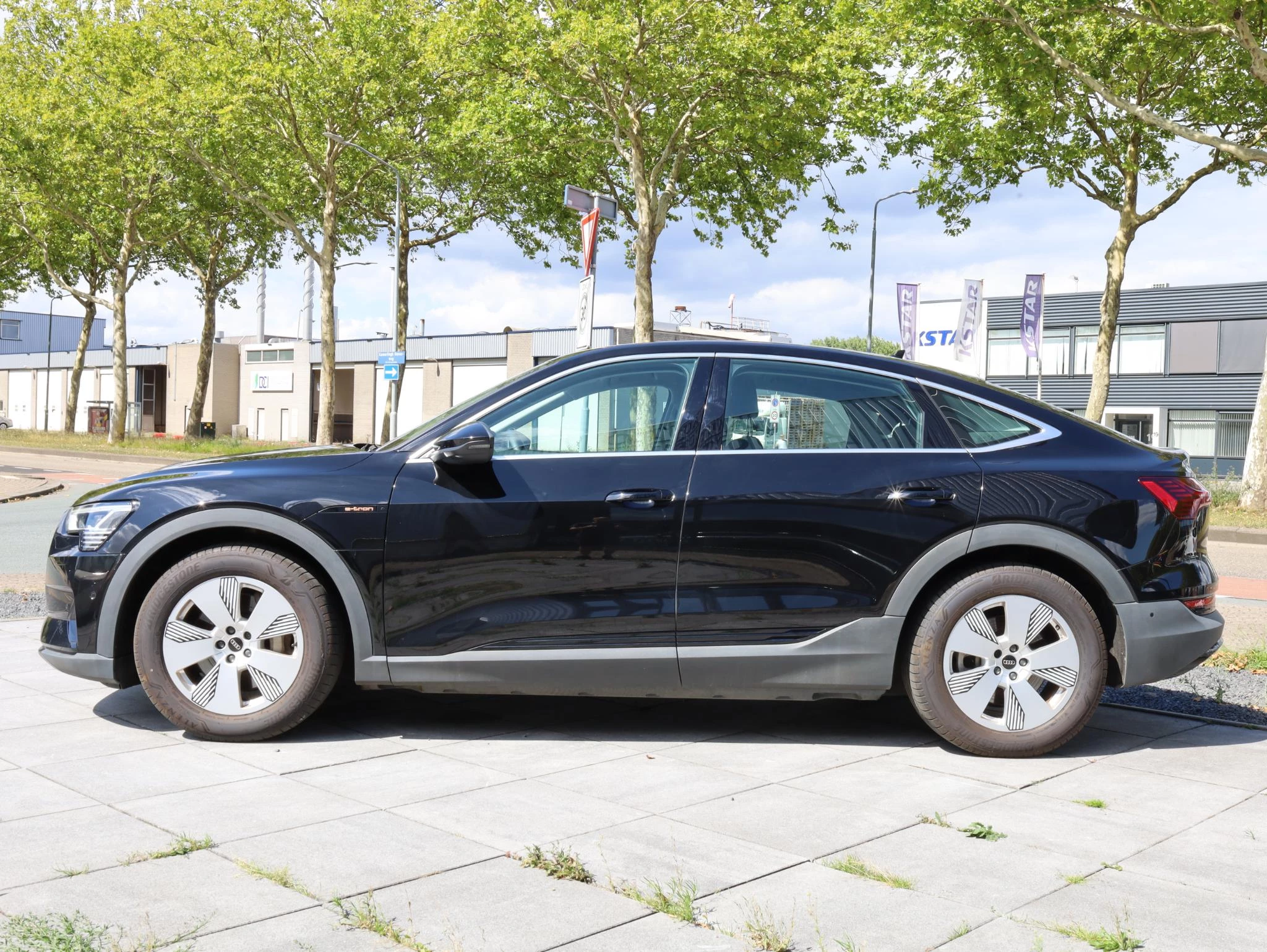 Hoofdafbeelding Audi e-tron