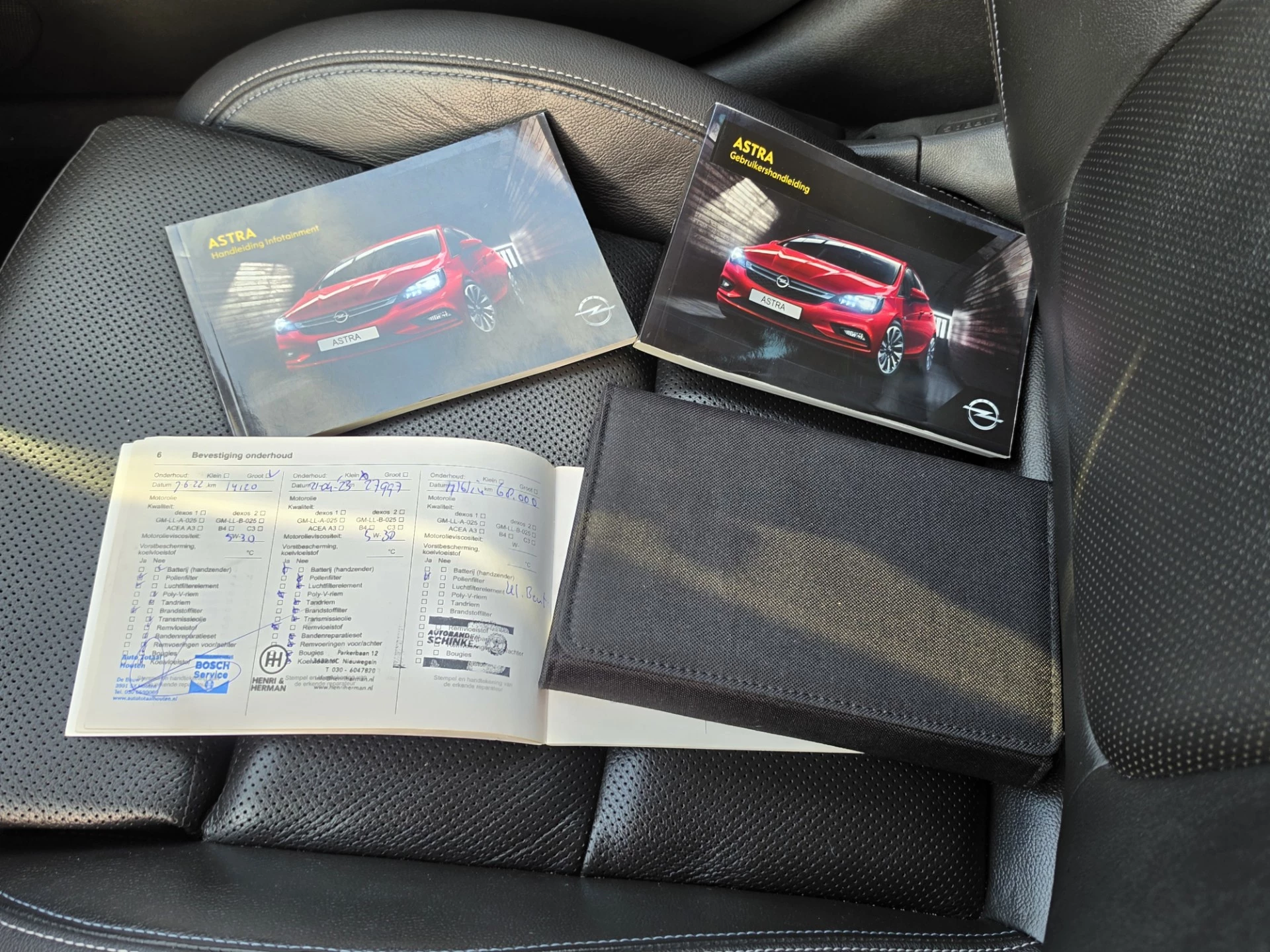 Hoofdafbeelding Opel Astra