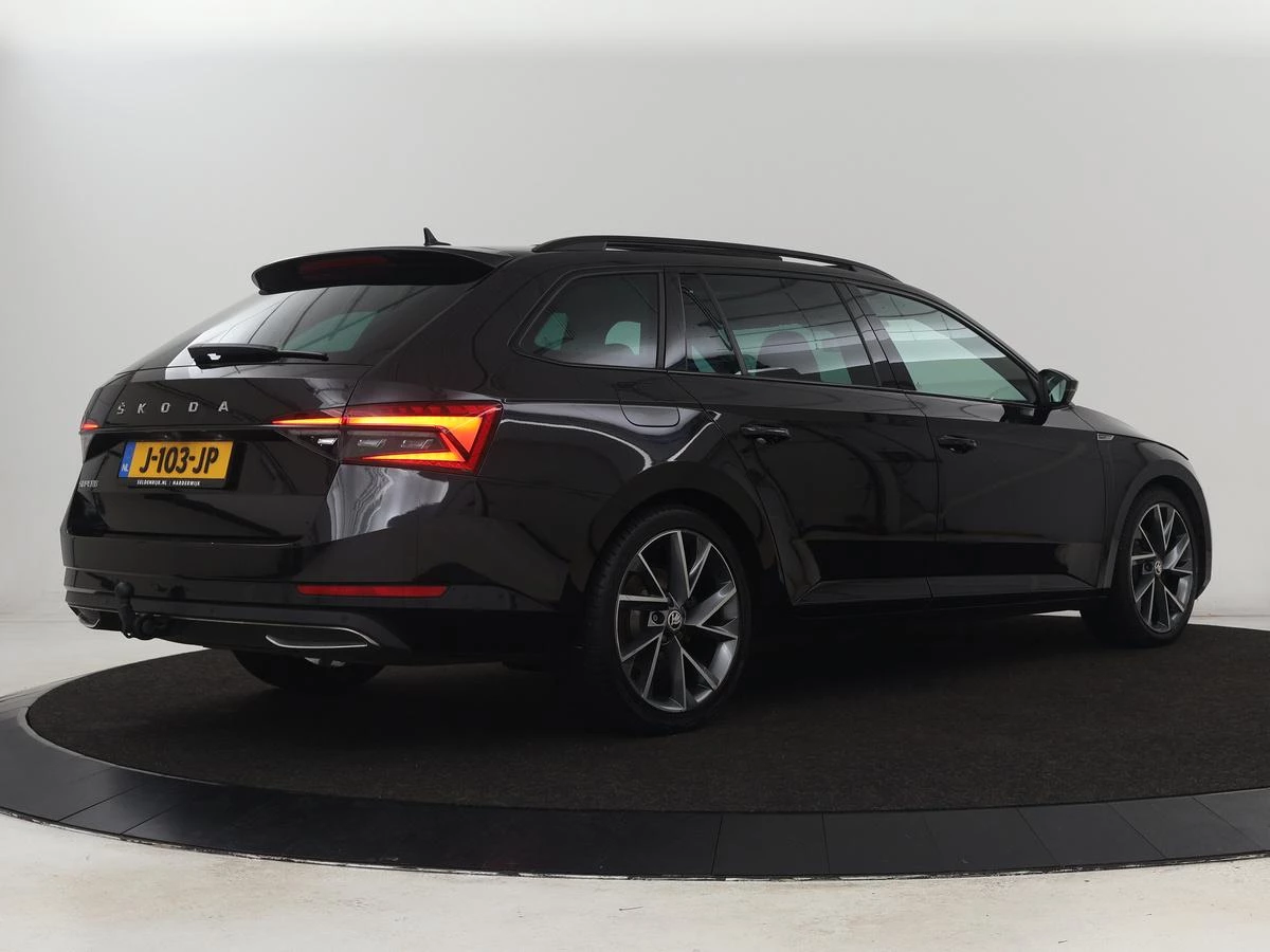 Hoofdafbeelding Škoda Superb