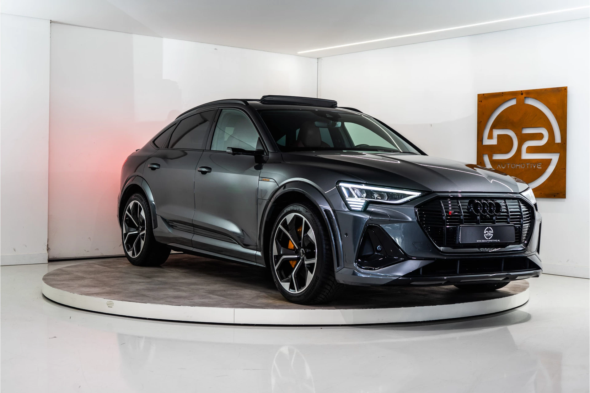 Hoofdafbeelding Audi e-tron
