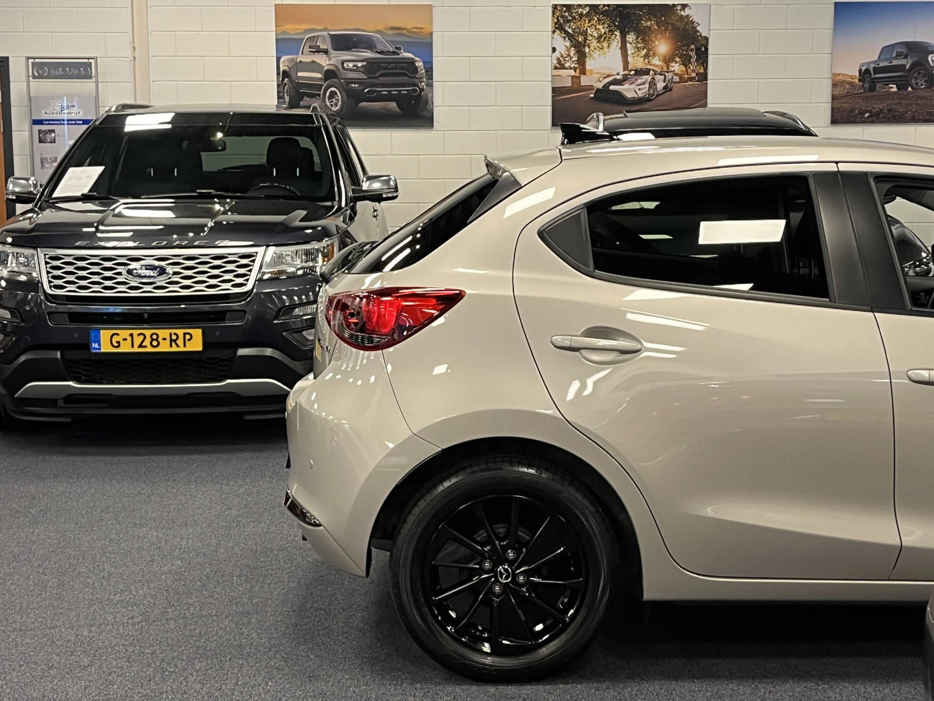 Hoofdafbeelding Mazda 2