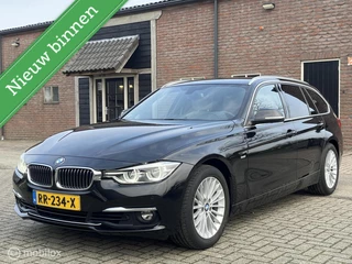BMW 3-serie Touring 320i High Executive Leder Sport Navi Prof Automaat