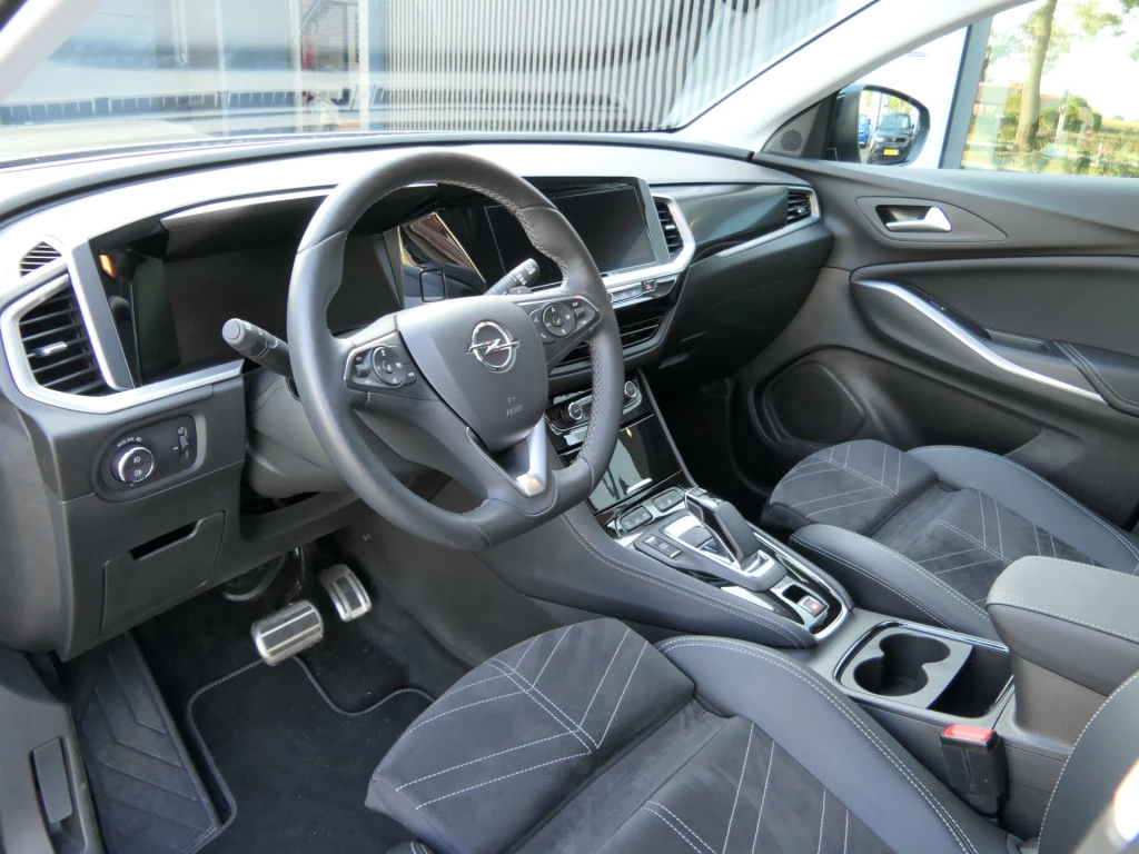 Hoofdafbeelding Opel Grandland