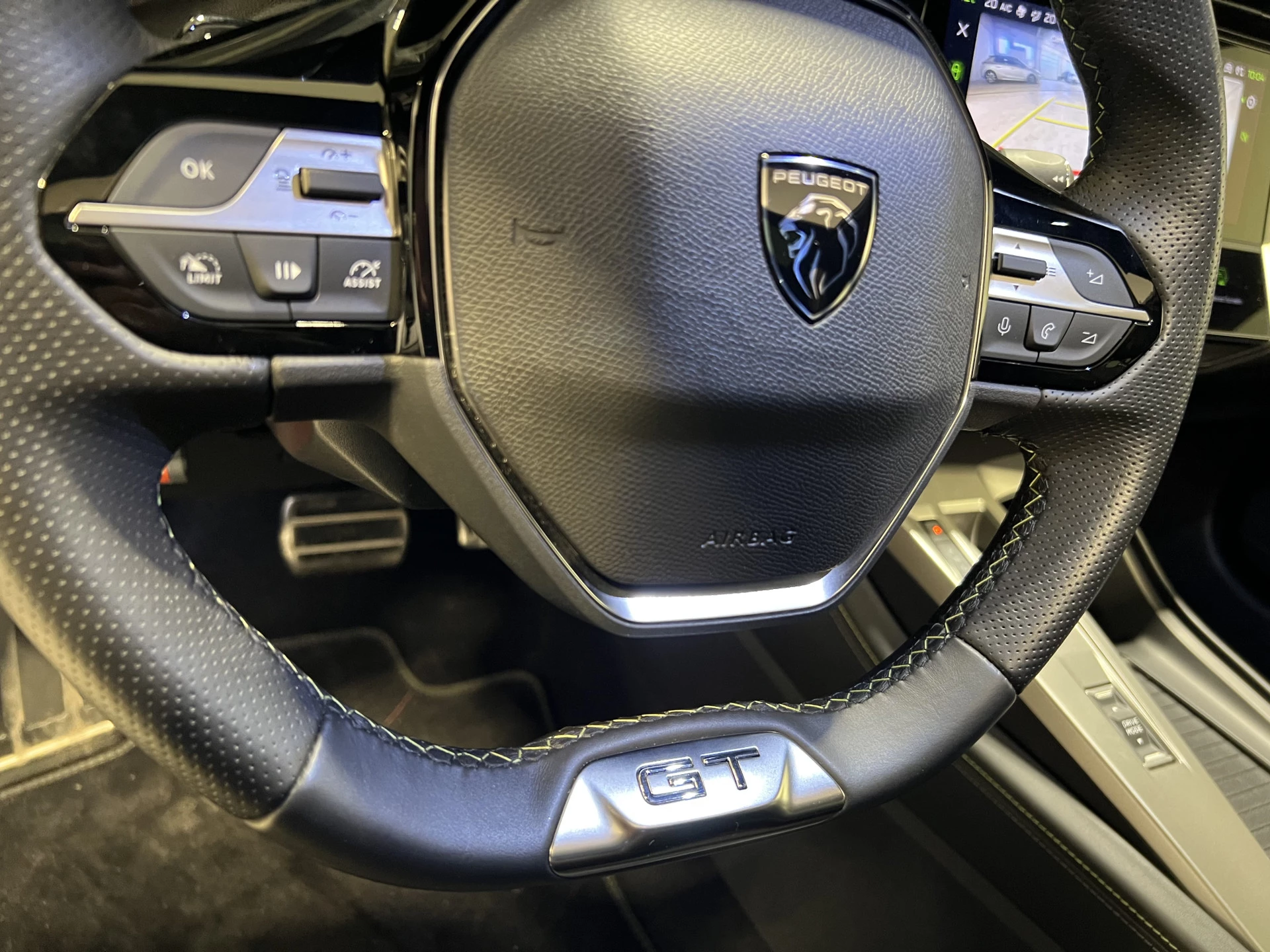 Hoofdafbeelding Peugeot 408