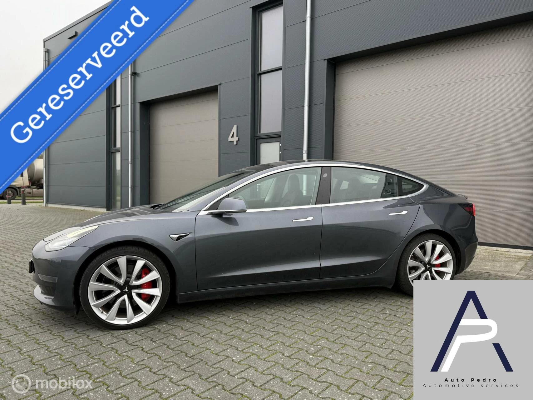 Hoofdafbeelding Tesla Model 3