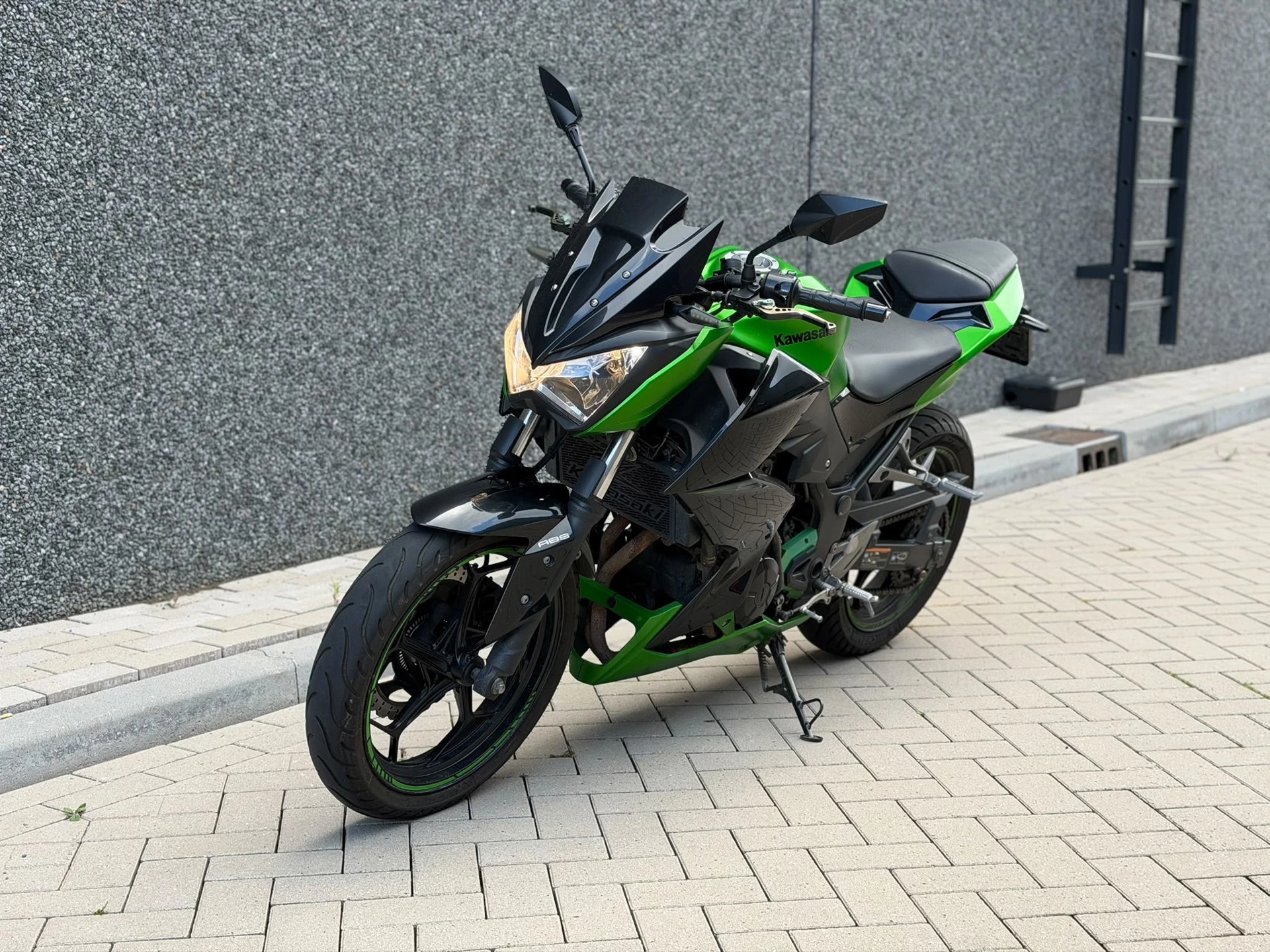 Hoofdafbeelding Kawasaki Z300