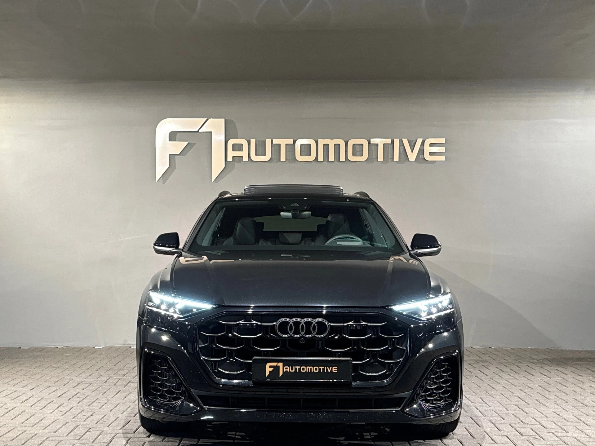 Hoofdafbeelding Audi Q8