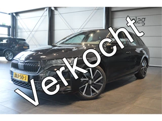 Škoda Octavia Combi 2.0 TDI Sportline navi camera keyless trekhaak 18 inch !!