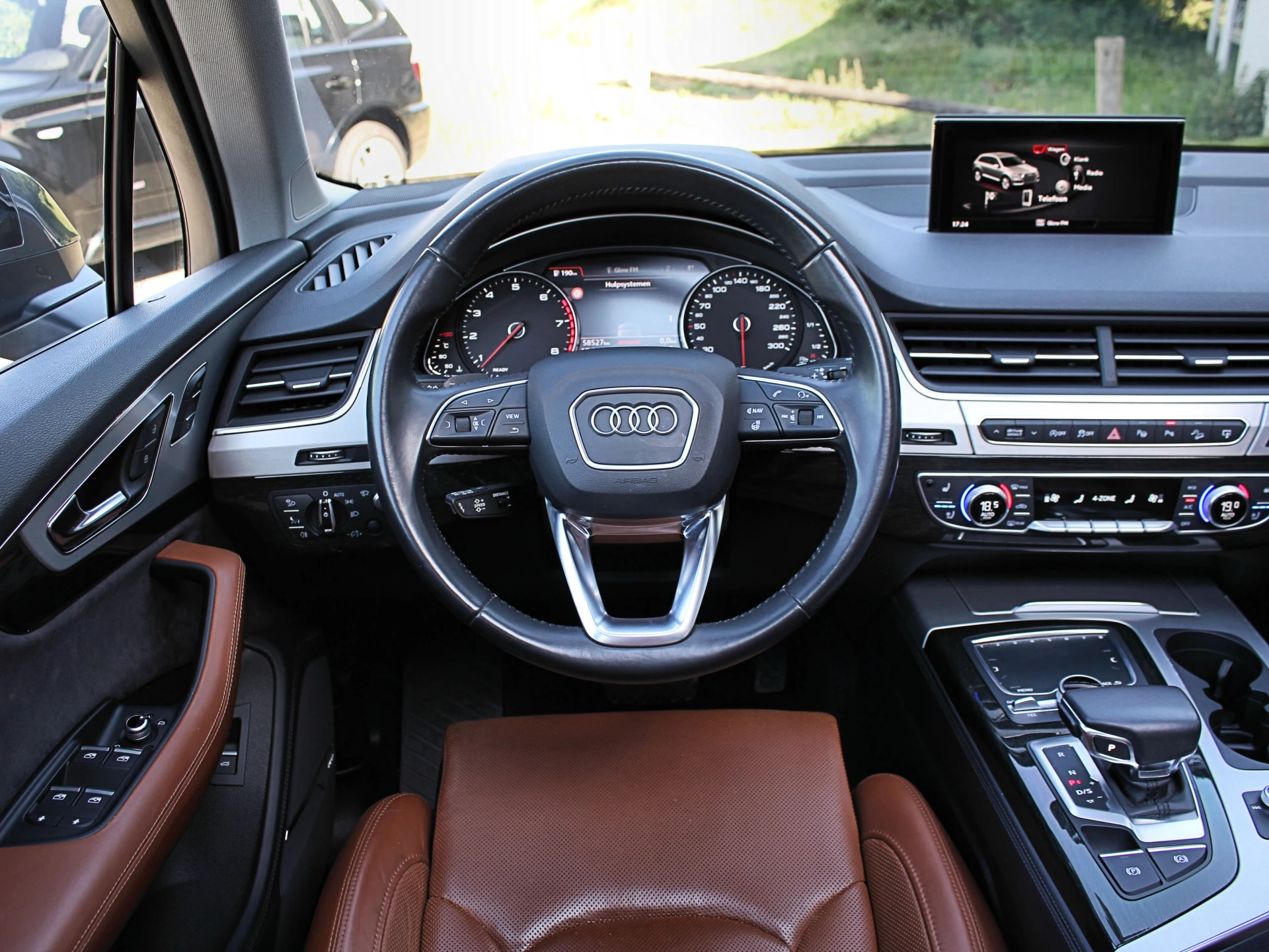 Hoofdafbeelding Audi Q7