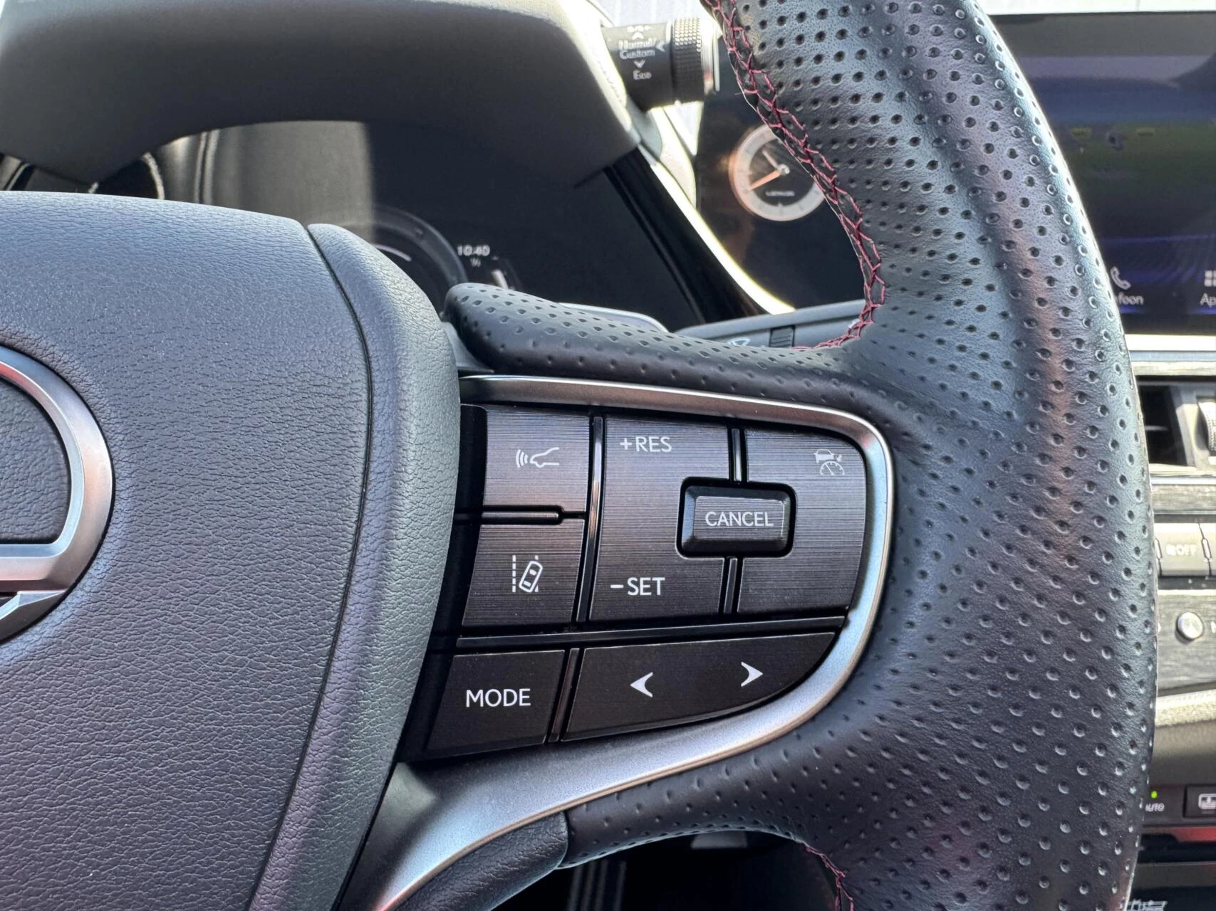 Hoofdafbeelding Lexus ES