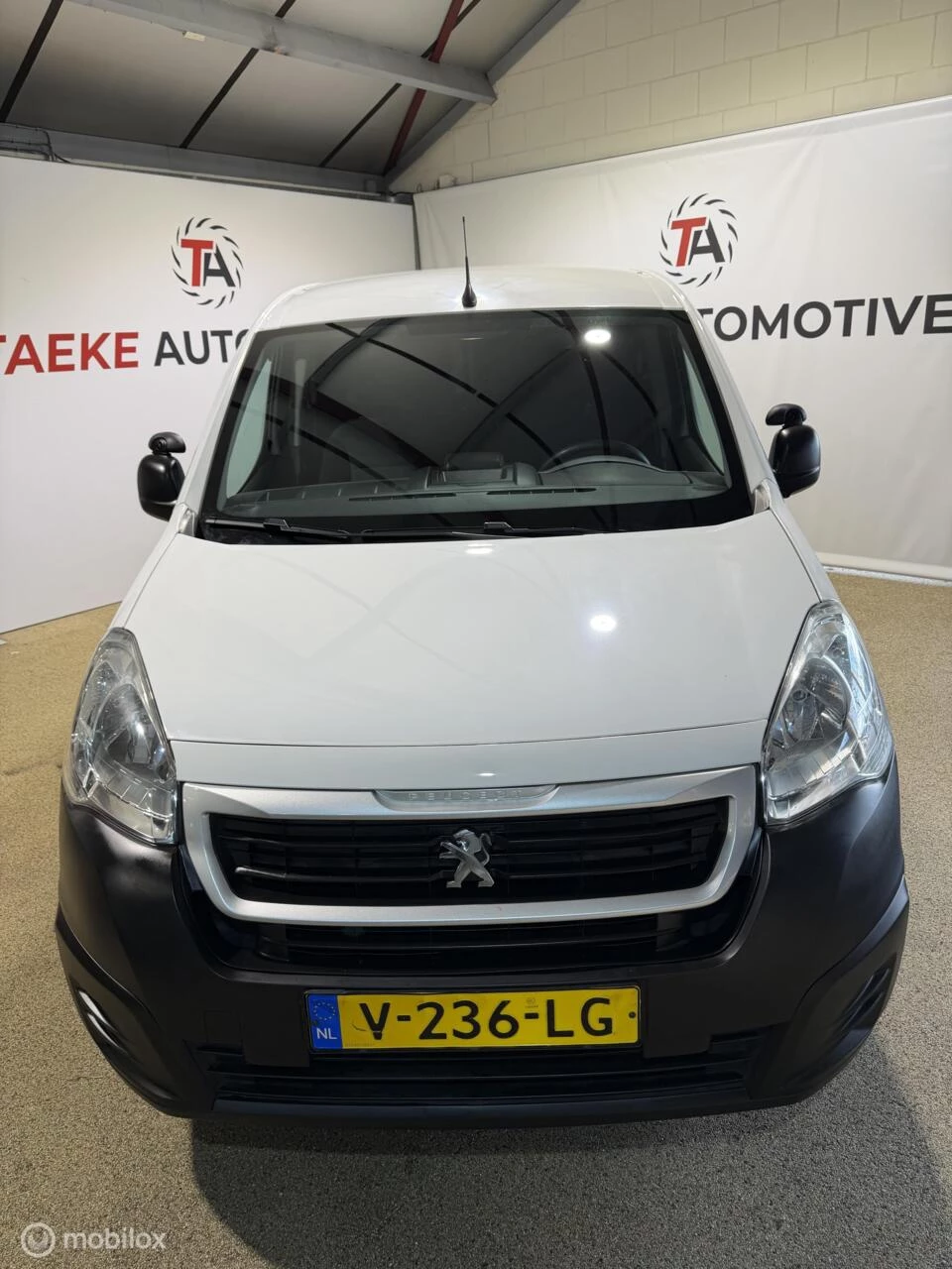 Hoofdafbeelding Peugeot Partner