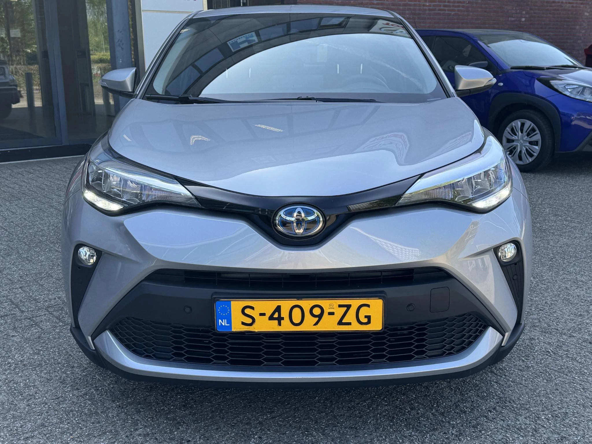 Hoofdafbeelding Toyota C-HR