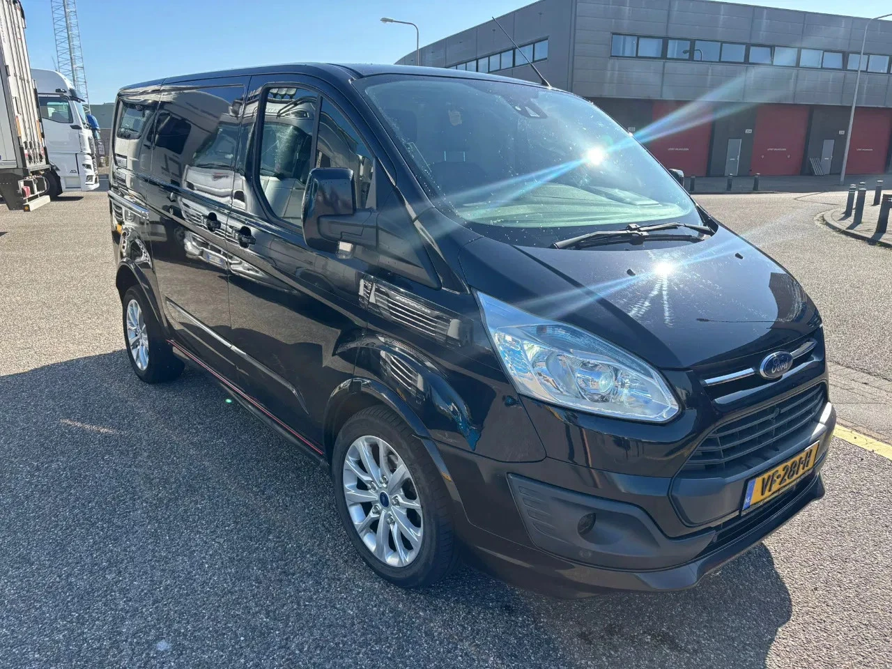 Hoofdafbeelding Ford Transit Custom