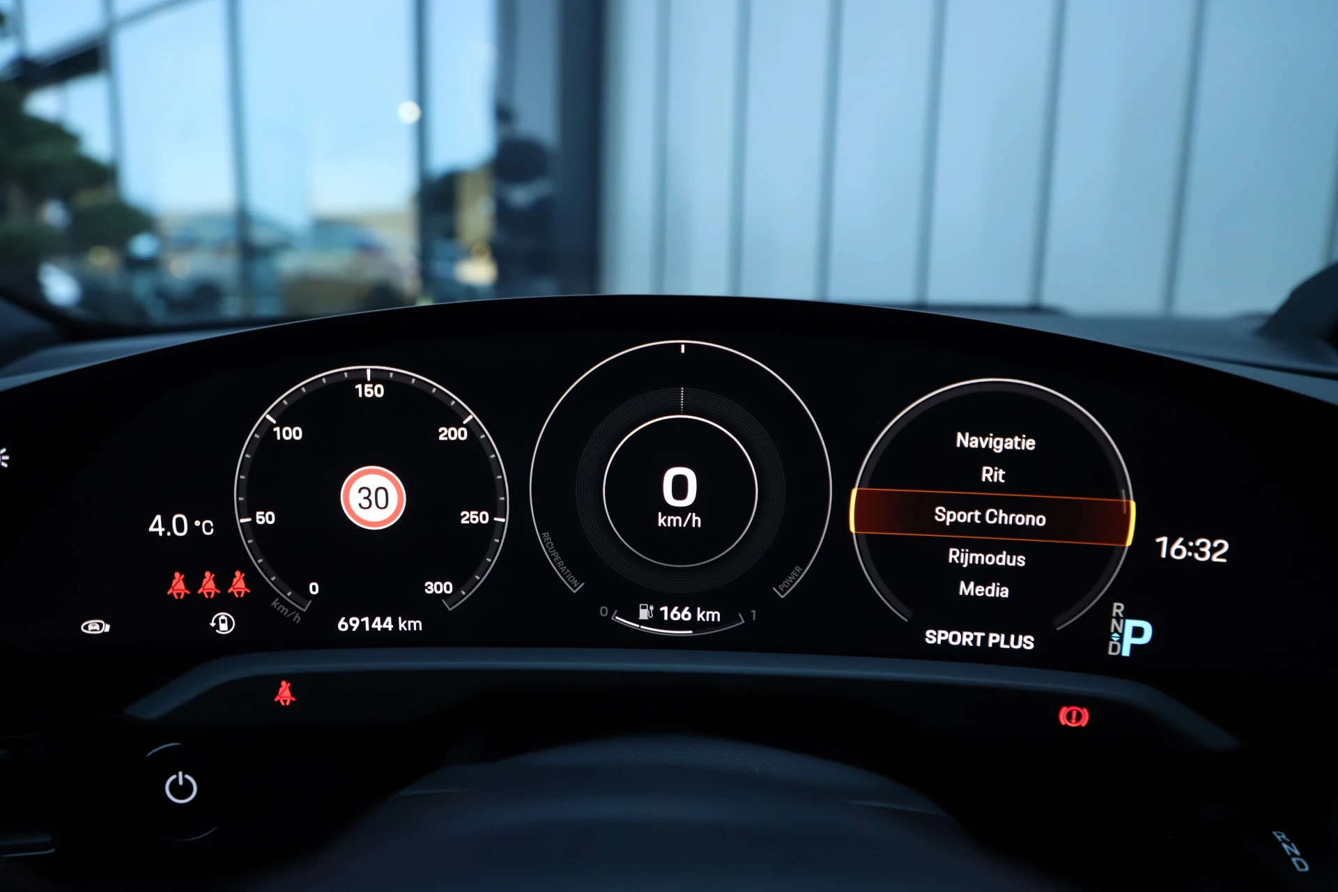 Hoofdafbeelding Porsche Taycan