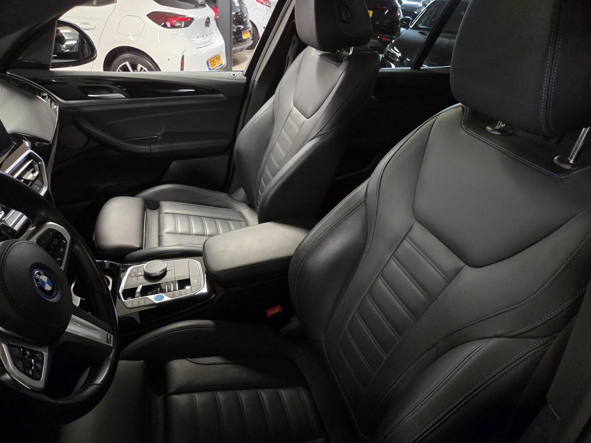 Hoofdafbeelding BMW iX3