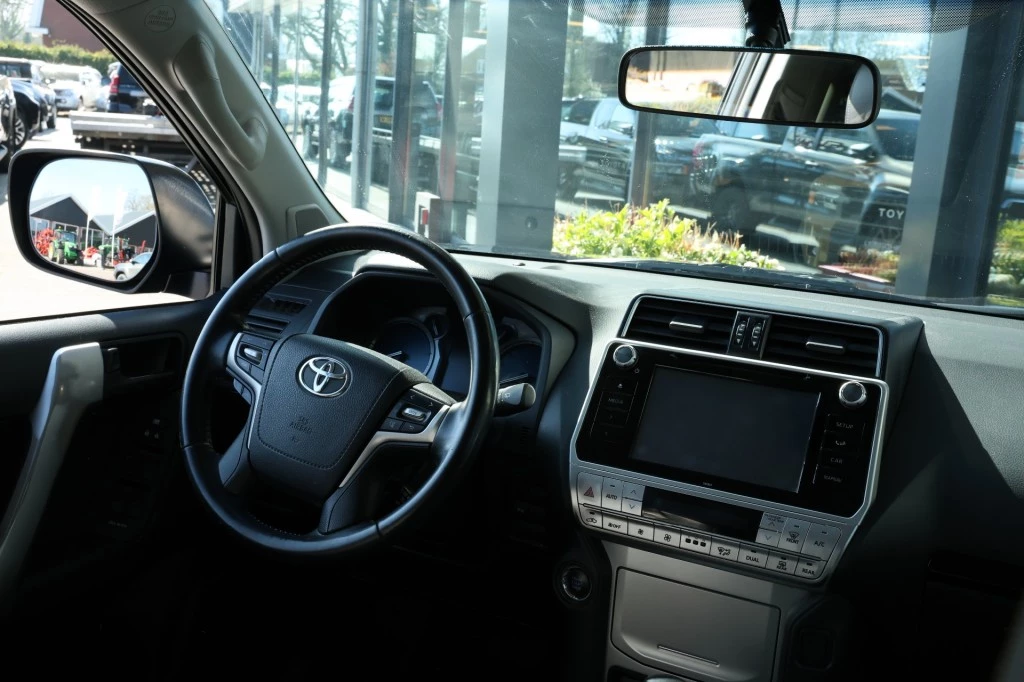 Hoofdafbeelding Toyota Land Cruiser