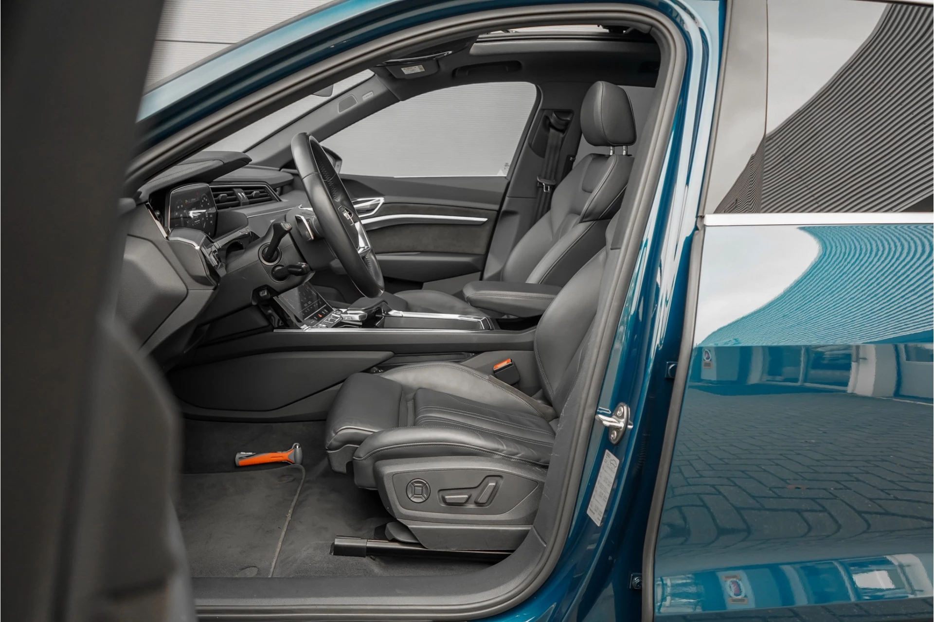 Hoofdafbeelding Audi e-tron