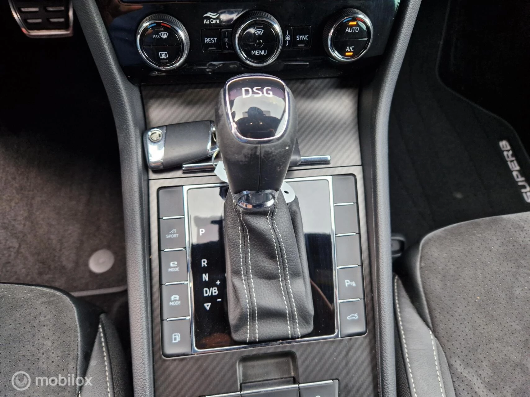 Hoofdafbeelding Škoda Superb