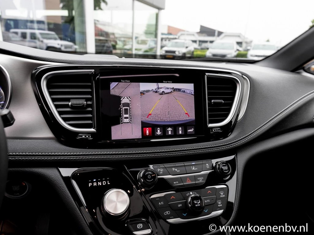 Hoofdafbeelding Chrysler Pacifica