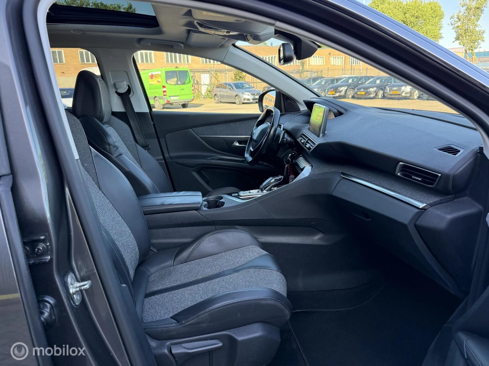 Hoofdafbeelding Peugeot 5008