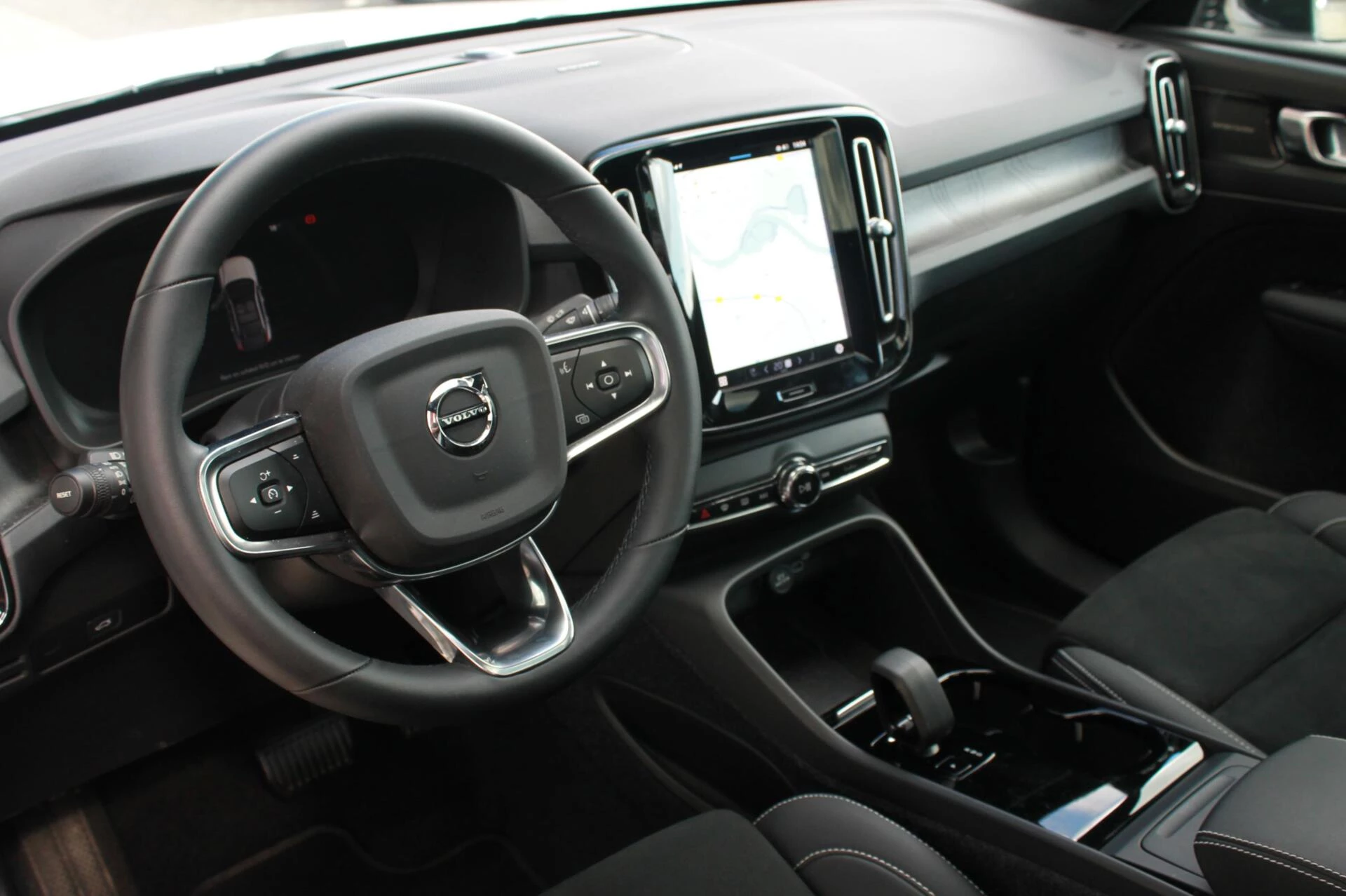 Hoofdafbeelding Volvo C40