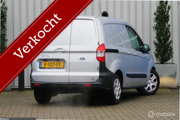 Hoofdafbeelding Ford Transit Courier