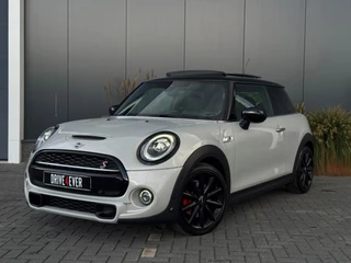 Hoofdafbeelding MINI Cooper S Cabrio Mini Mini Cabrio 2.0 Cooper S | Pano | Volleder | Camera | LED