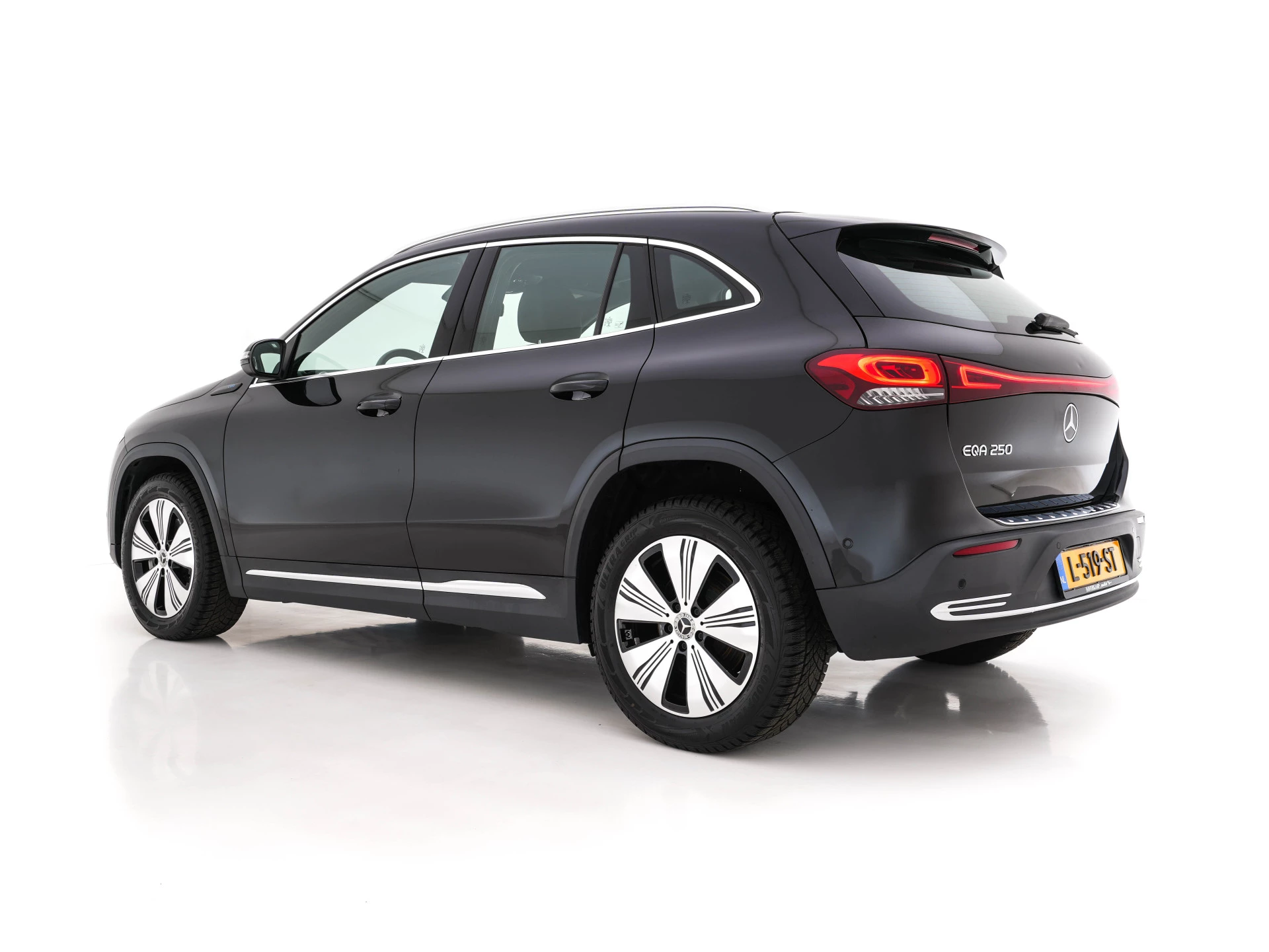 Hoofdafbeelding Mercedes-Benz EQA