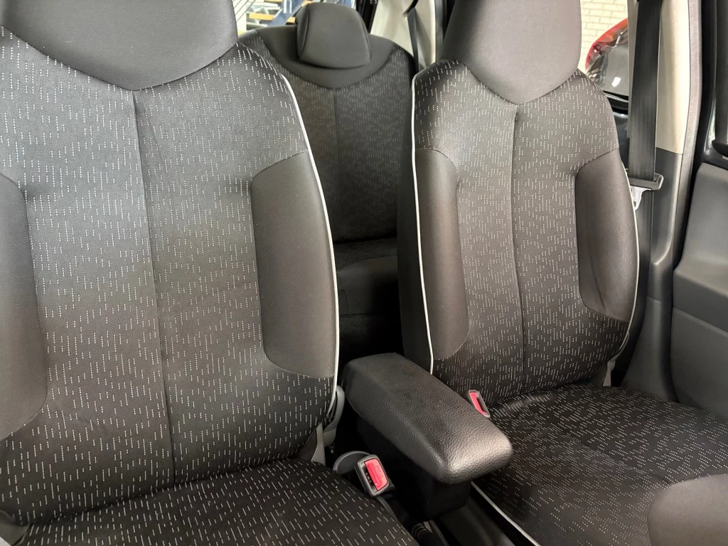Hoofdafbeelding Peugeot 107