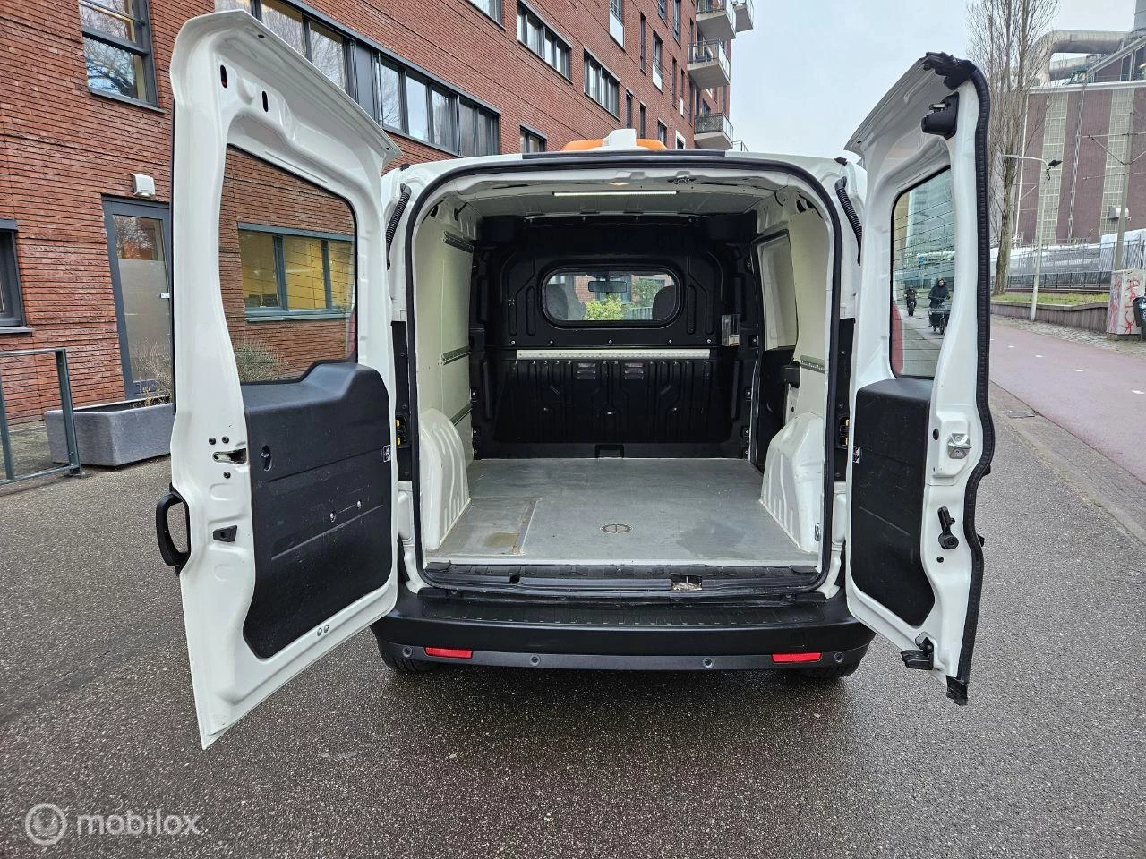 Hoofdafbeelding Opel Combo