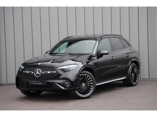 Hoofdafbeelding Mercedes-Benz GLC Mercedes-Benz GLC 300e AMG 4-Matic | 313PK | Head-up | Keyles-go | Massage | Pano | Digital-light | Stoelkoeling | Sfeerverlichting | Distronic | 2024.
