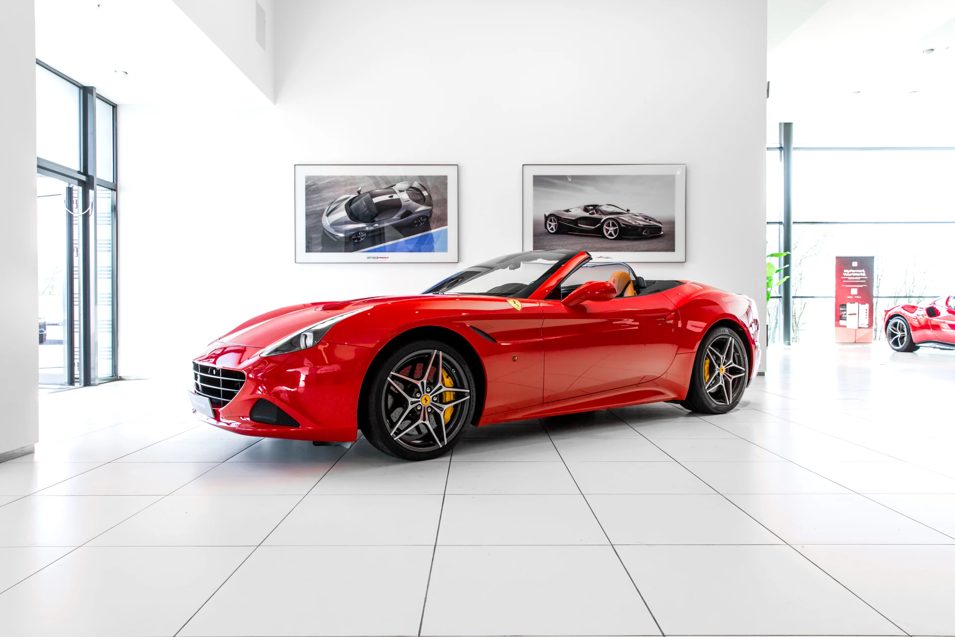 Hoofdafbeelding Ferrari California