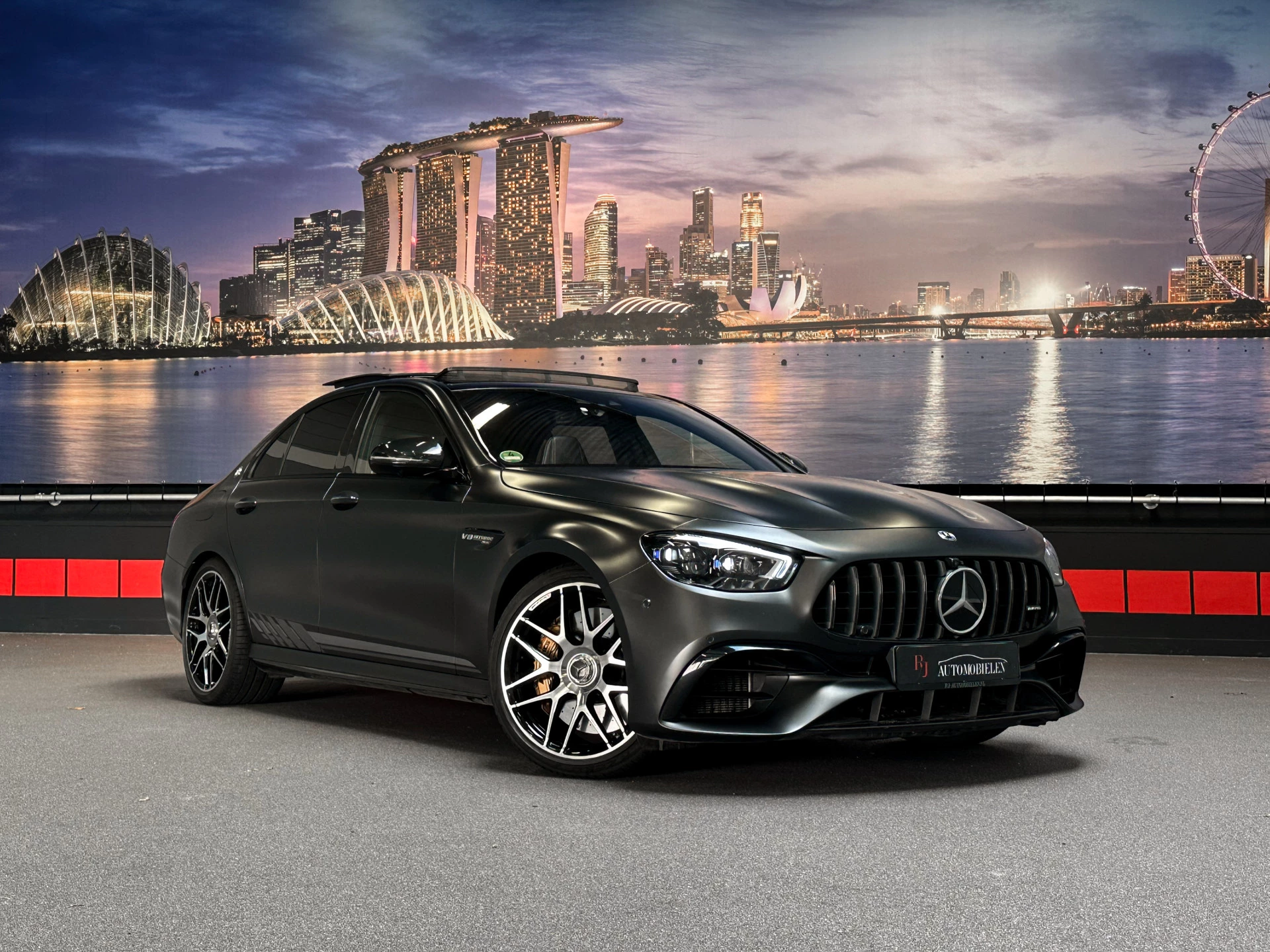 Hoofdafbeelding Mercedes-Benz E-Klasse