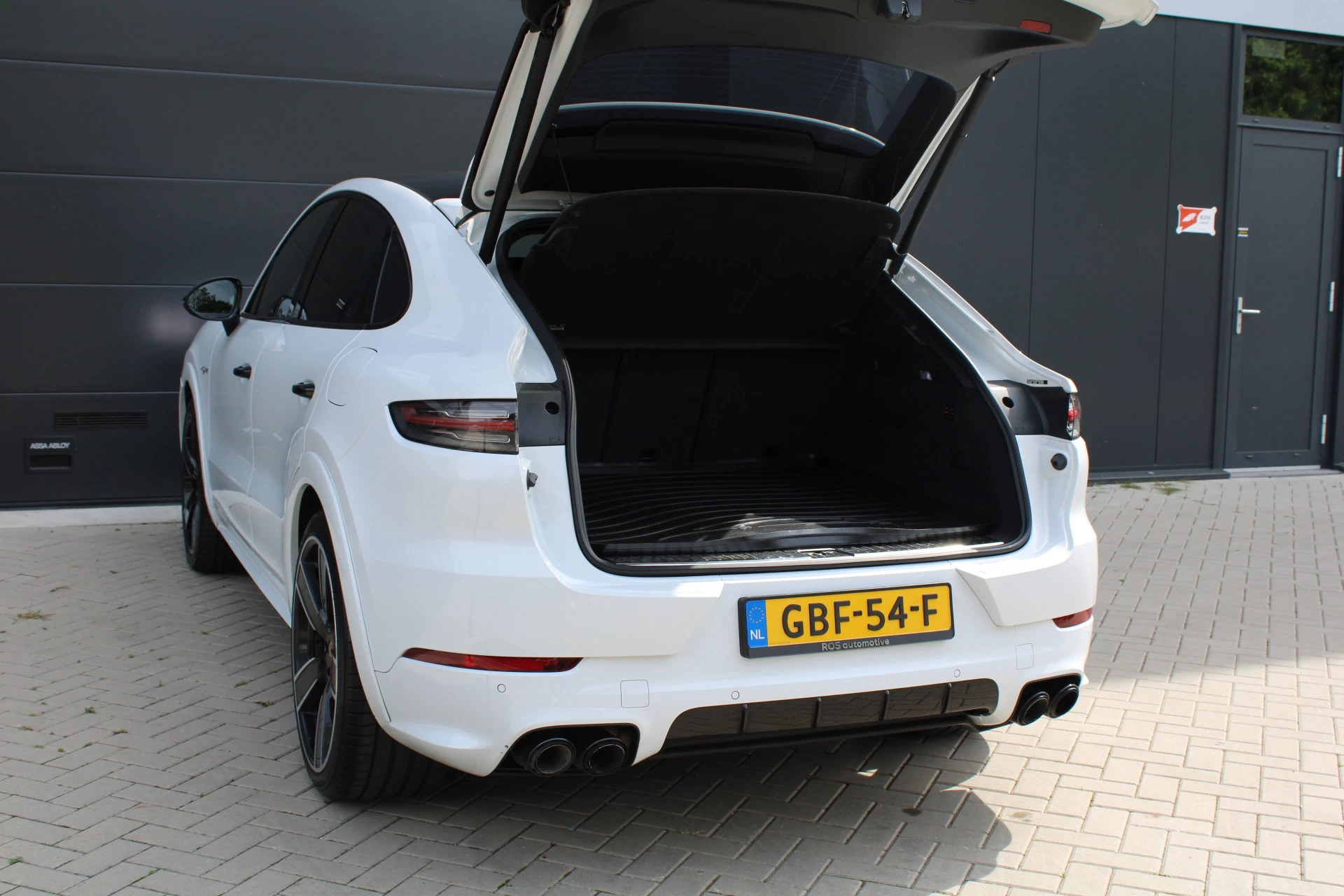 Hoofdafbeelding Porsche Cayenne