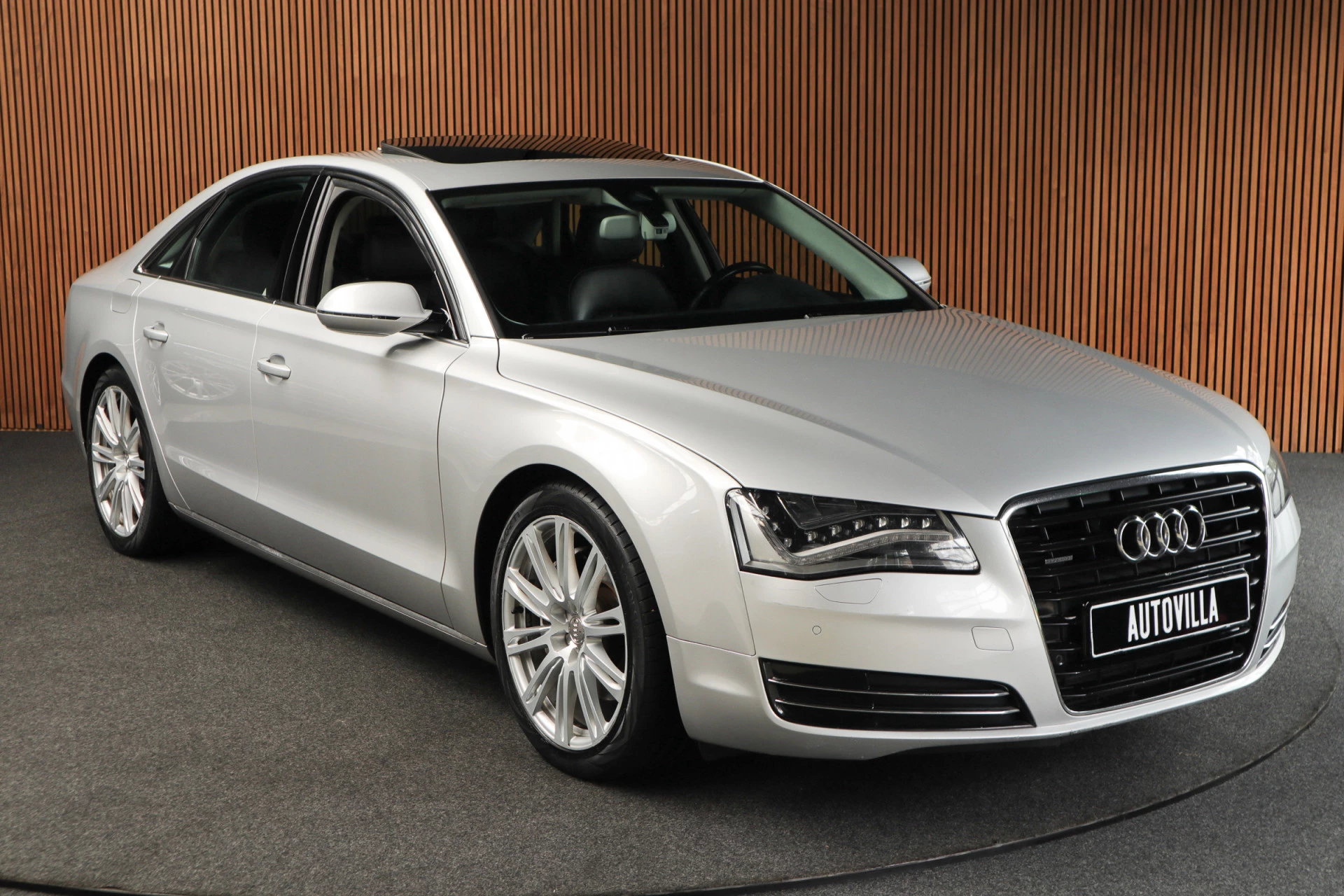 Hoofdafbeelding Audi A8