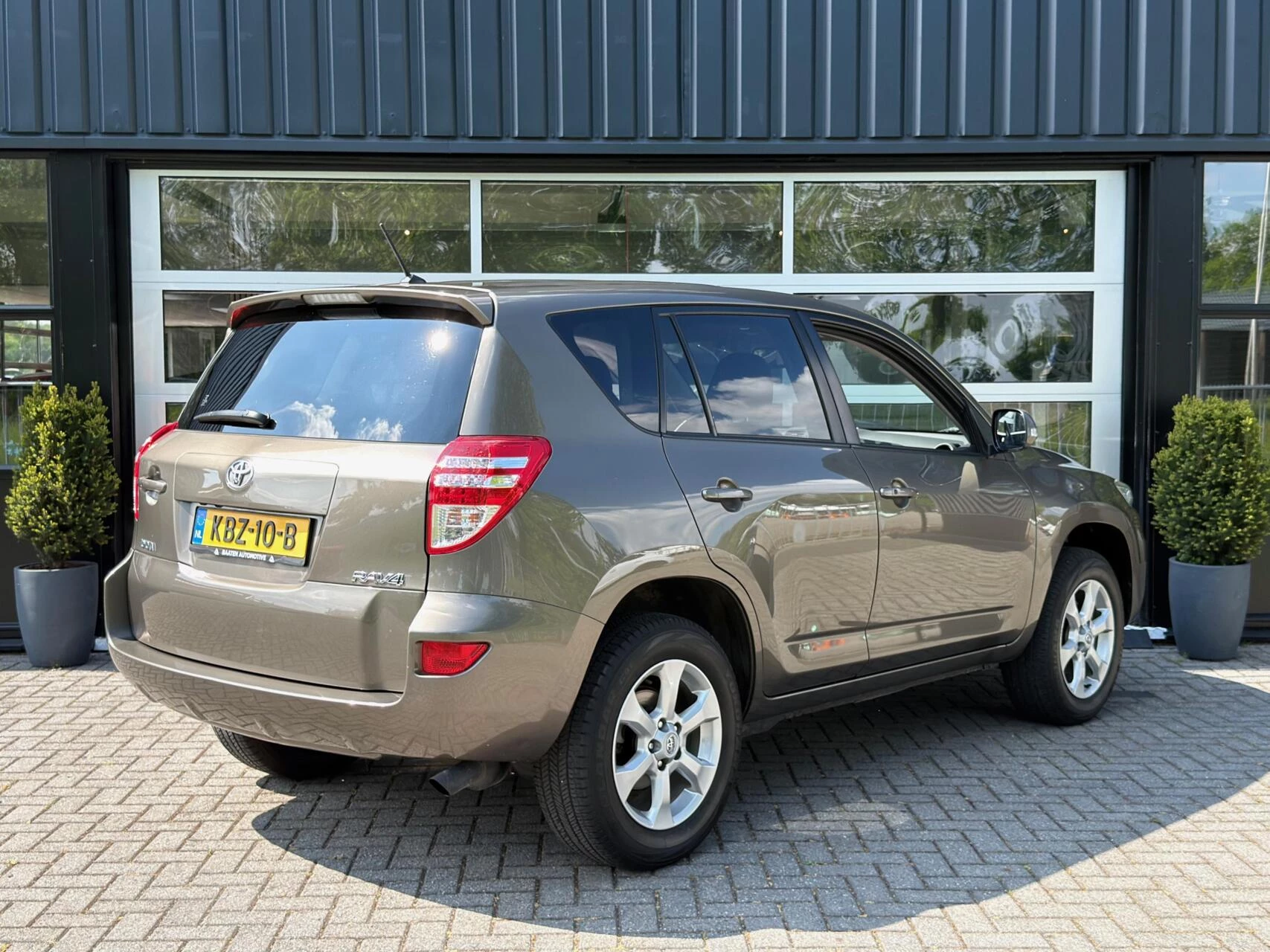 Hoofdafbeelding Toyota RAV4