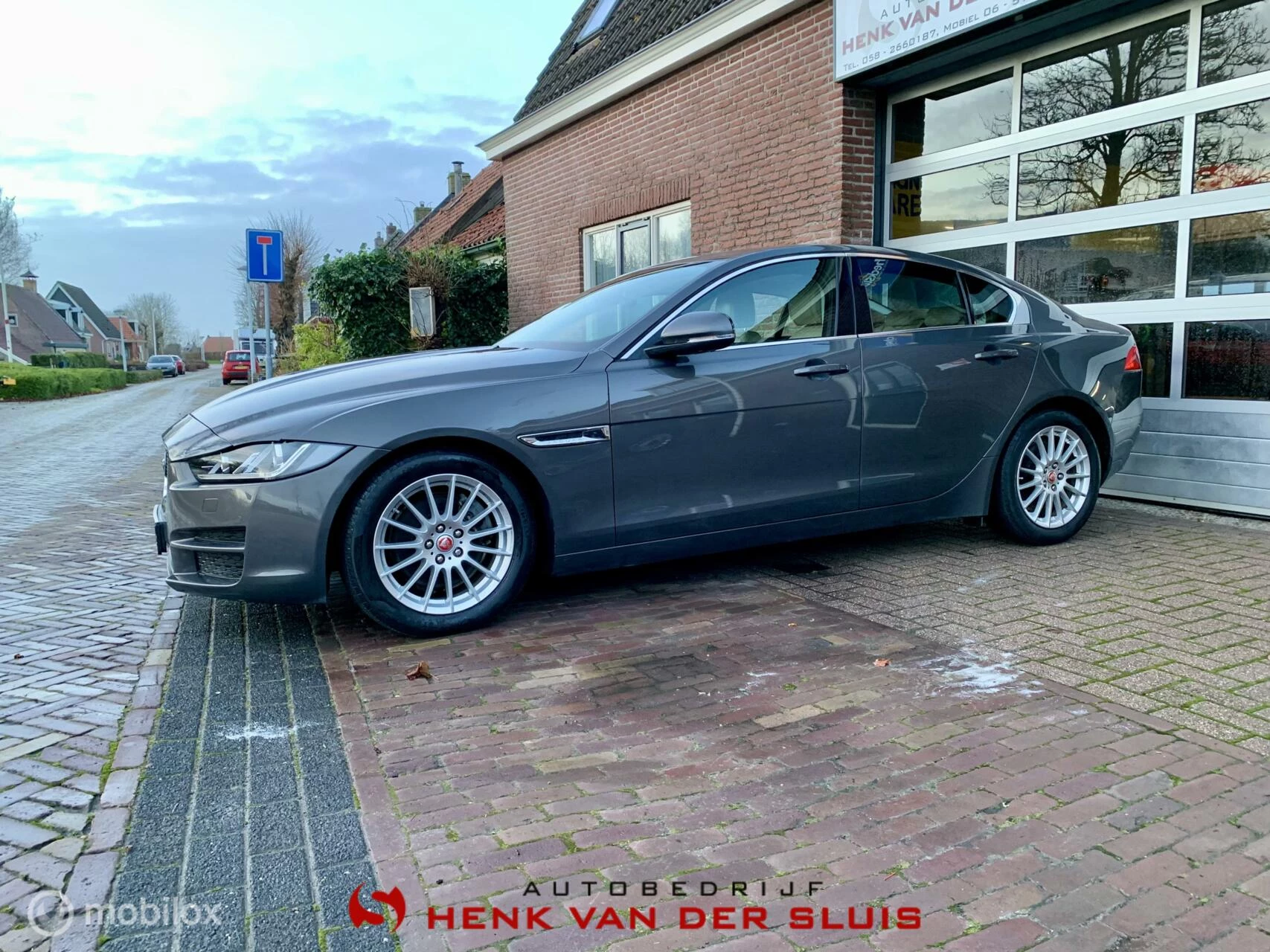 Hoofdafbeelding Jaguar XE