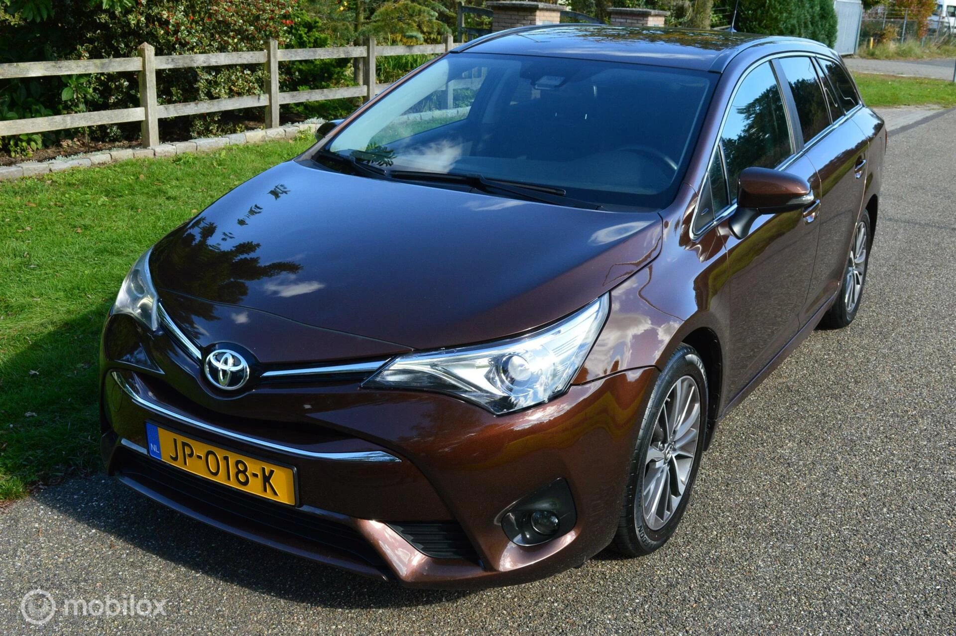 Hoofdafbeelding Toyota Avensis