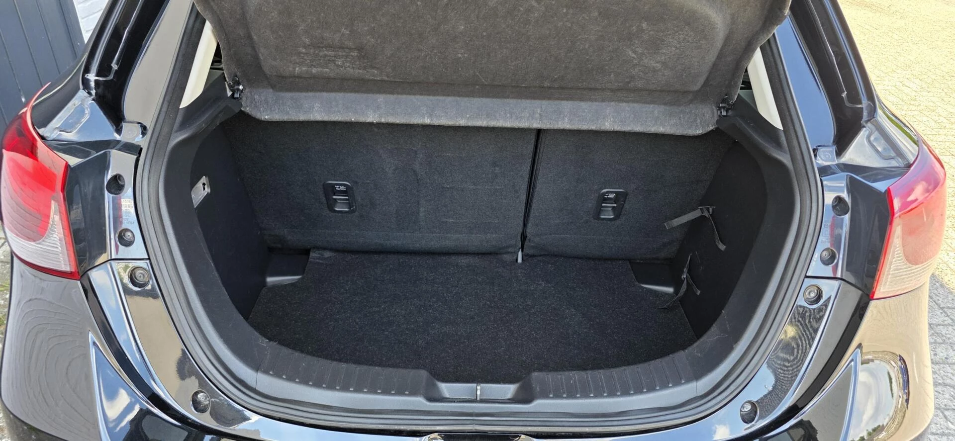 Hoofdafbeelding Mazda 2