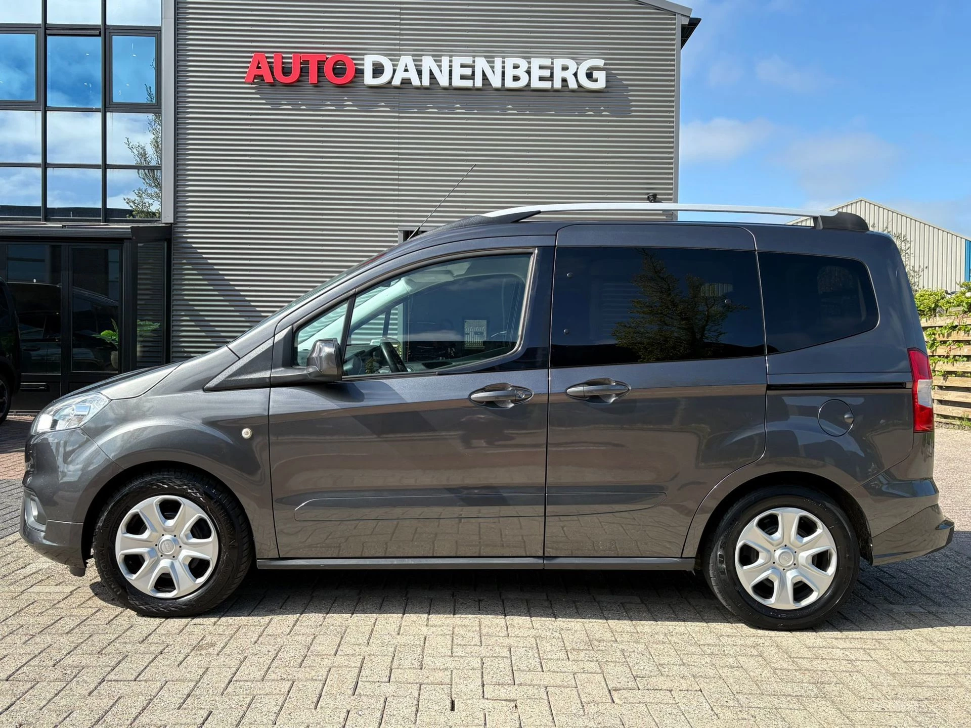 Hoofdafbeelding Ford Tourneo Courier