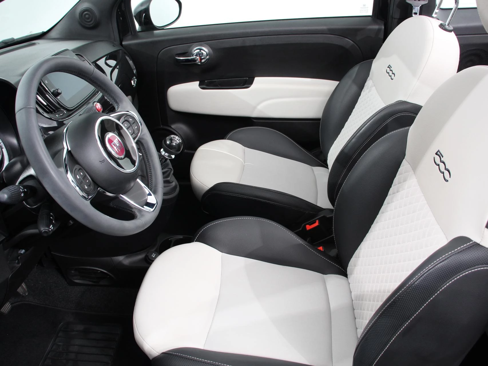 Hoofdafbeelding Fiat 500C