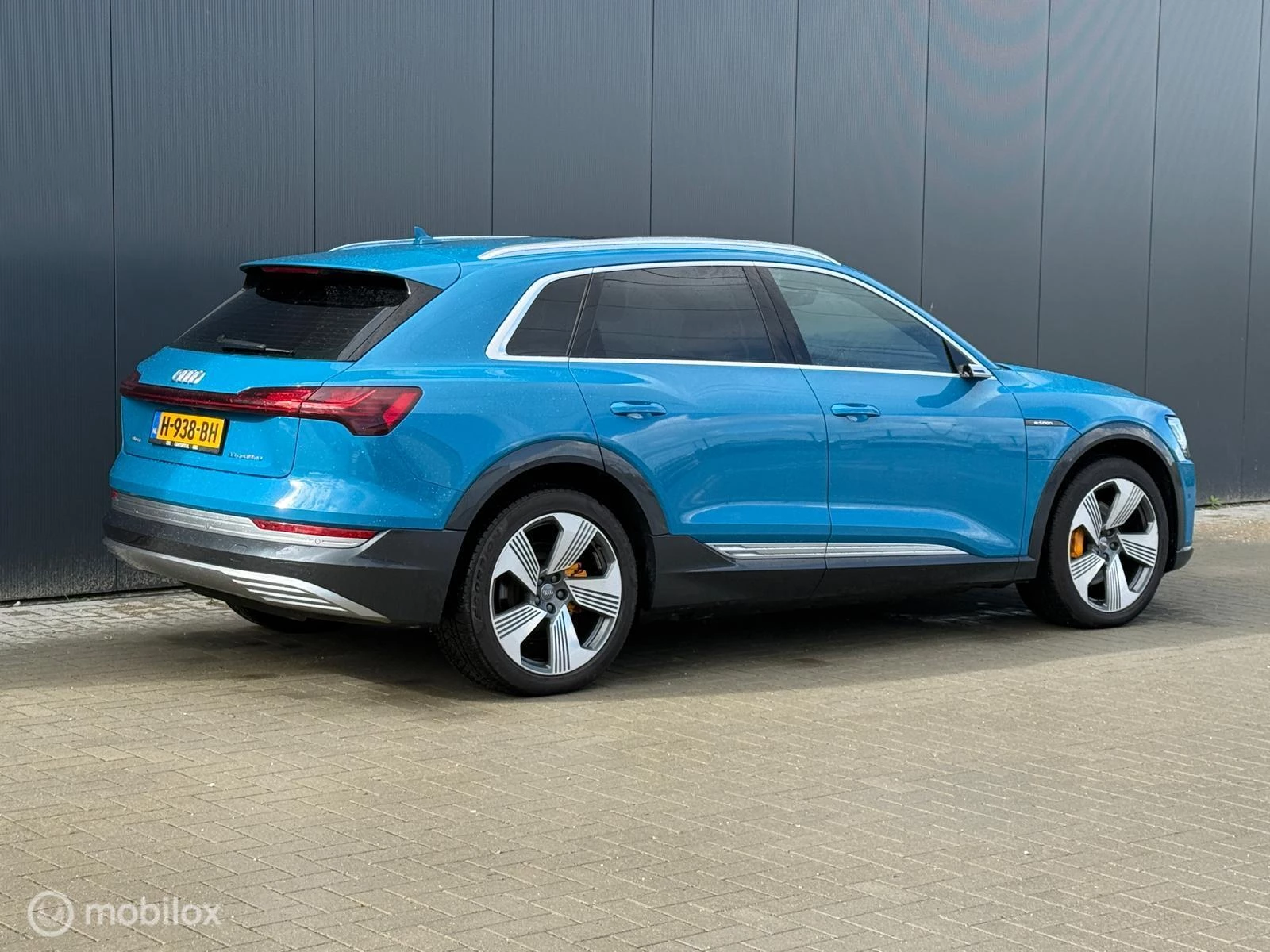 Hoofdafbeelding Audi e-tron