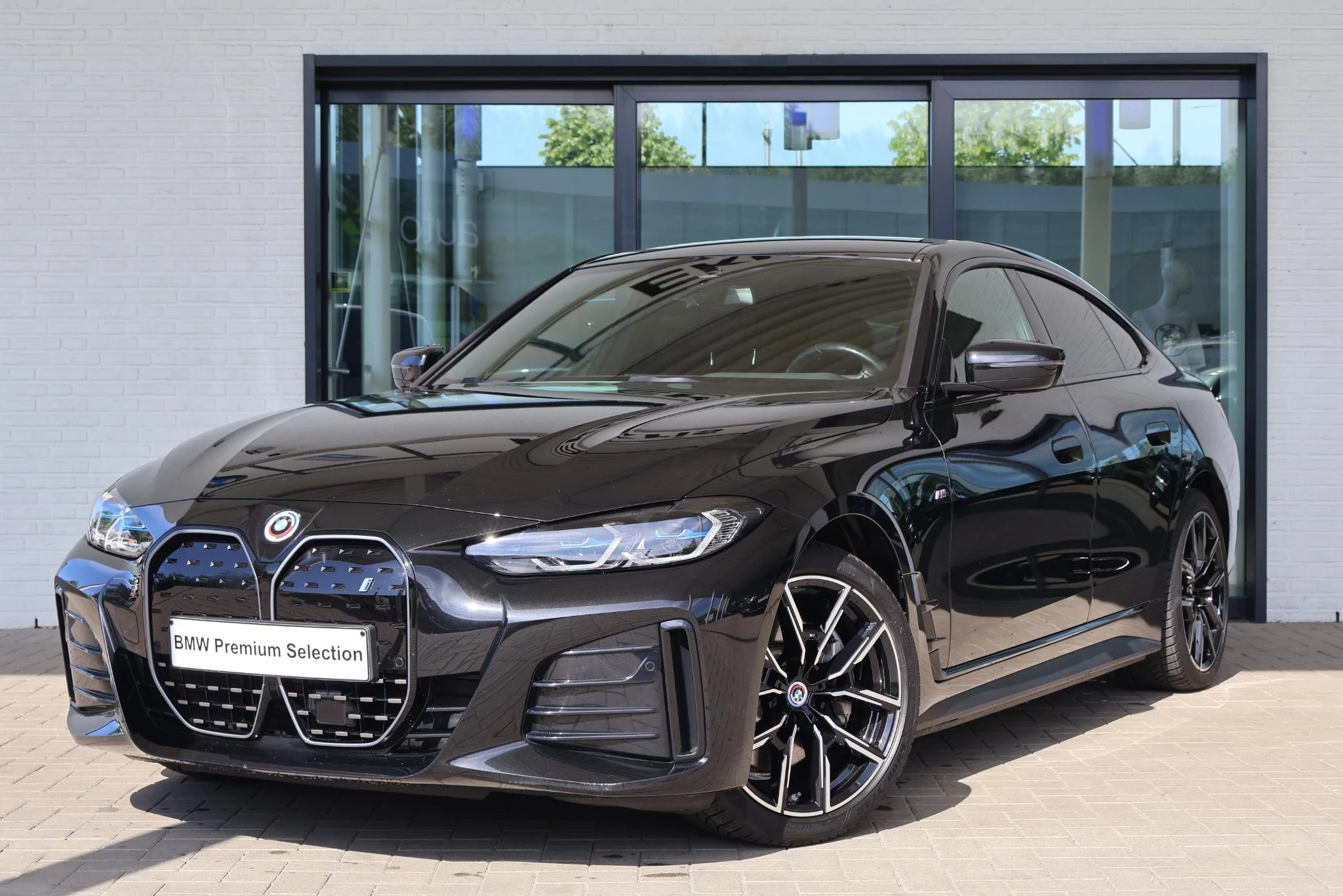 Hoofdafbeelding BMW i4