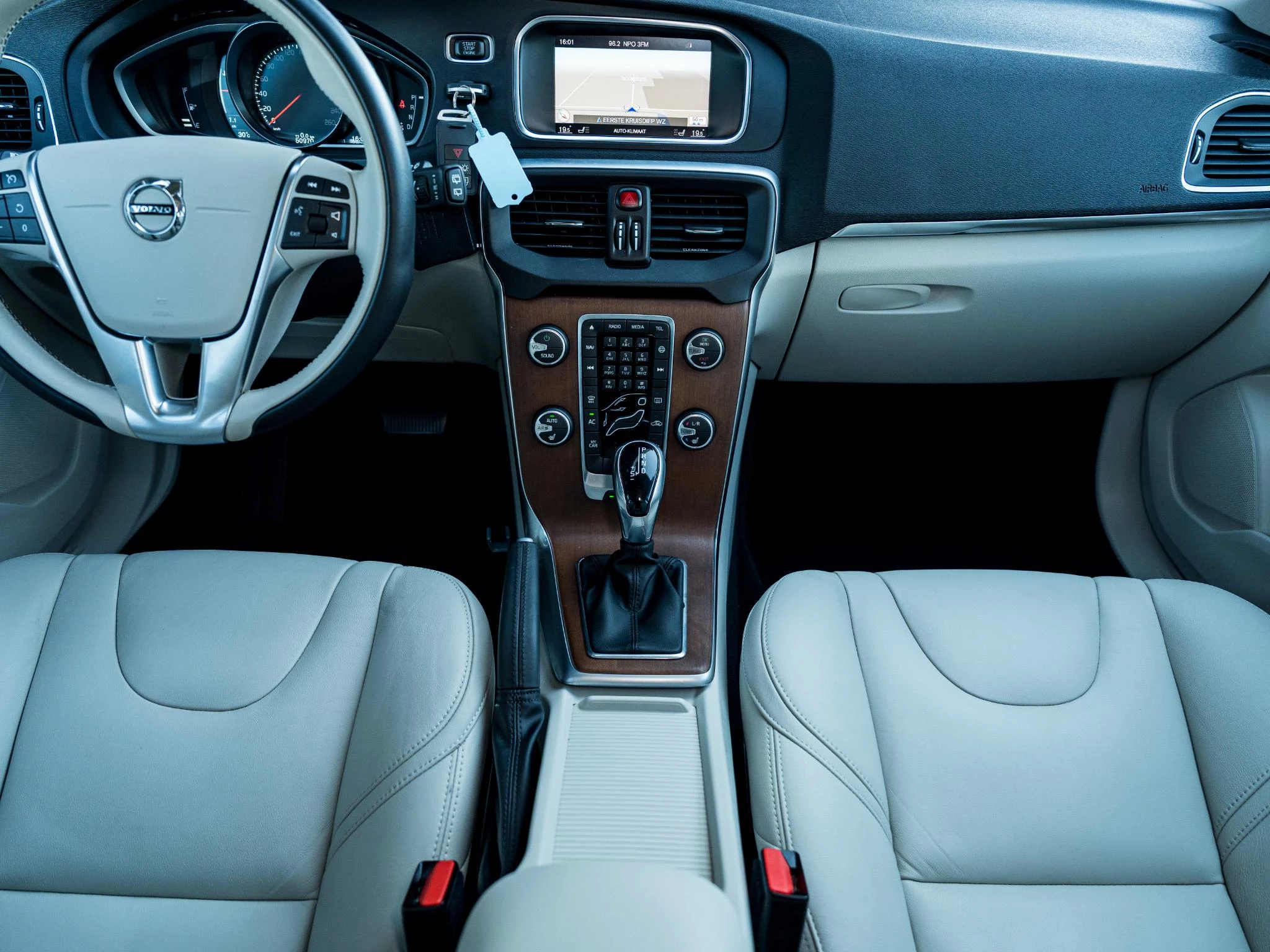 Hoofdafbeelding Volvo V40