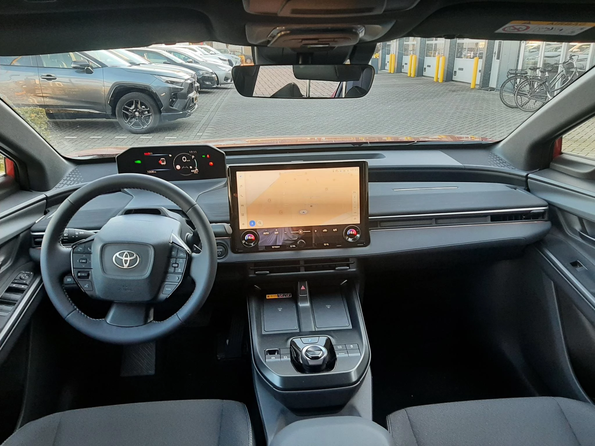 Hoofdafbeelding Toyota C-HR+