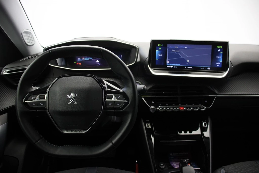 Hoofdafbeelding Peugeot e-2008