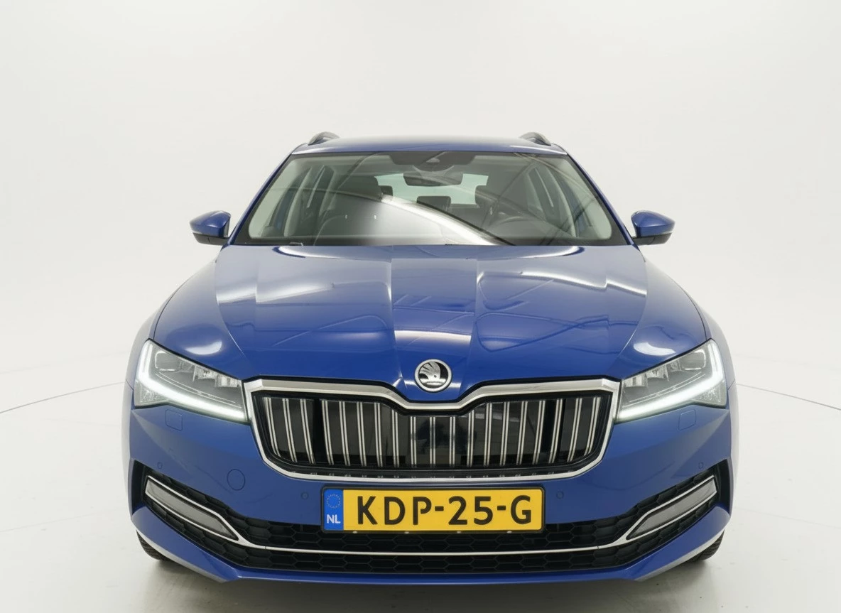 Hoofdafbeelding Škoda Superb