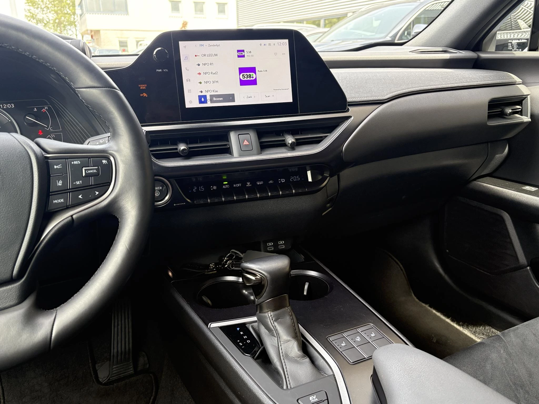 Hoofdafbeelding Lexus UX