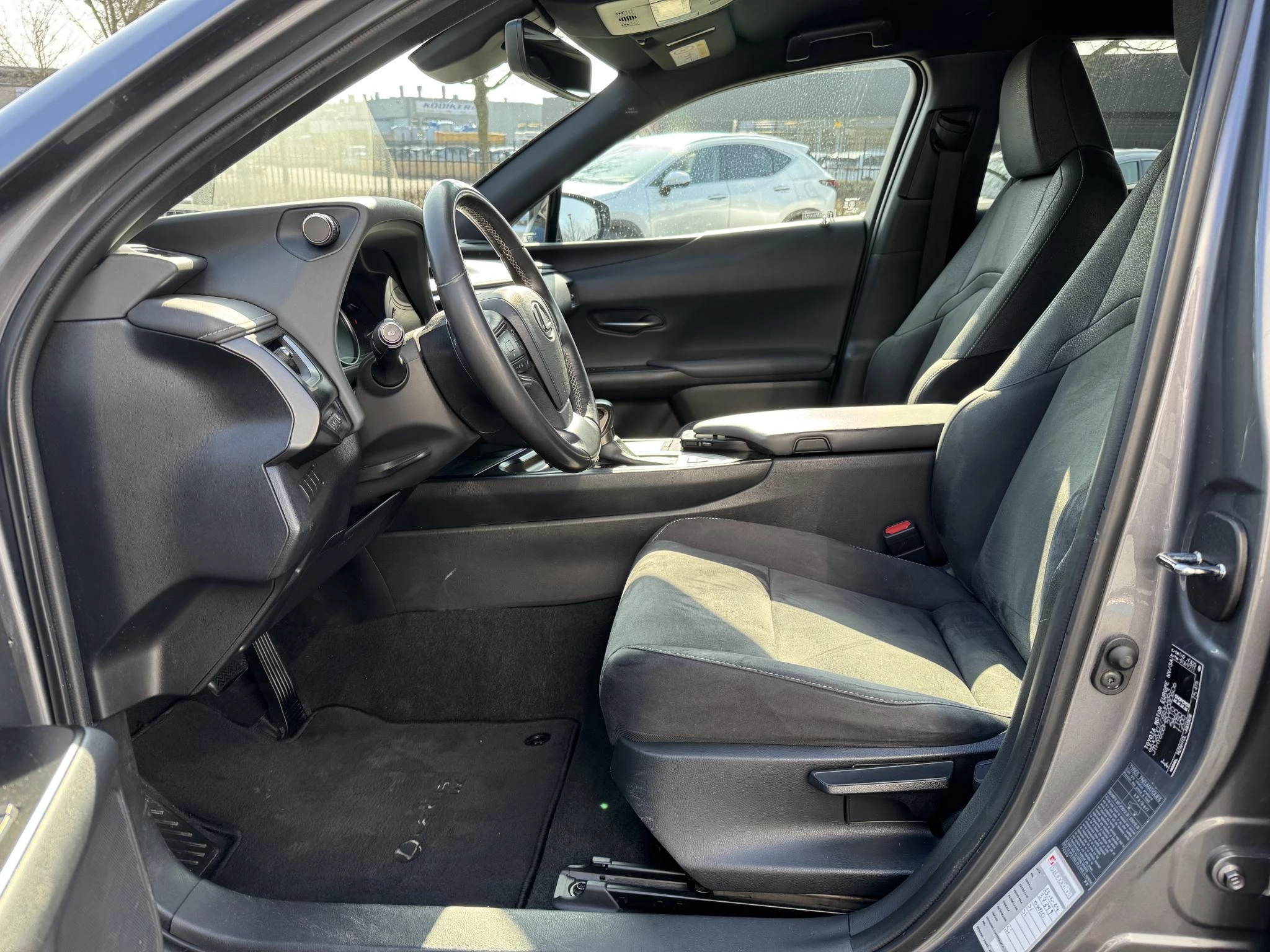 Hoofdafbeelding Lexus UX