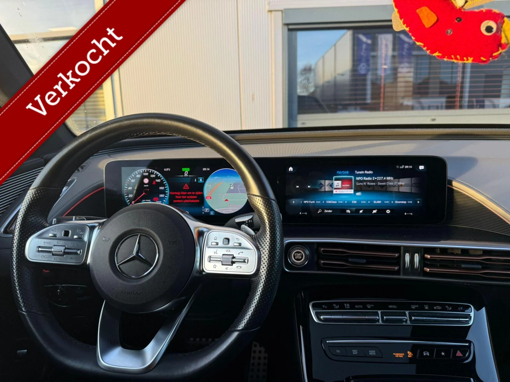 Hoofdafbeelding Mercedes-Benz EQC